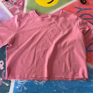 Cropped Nike T-Shirt